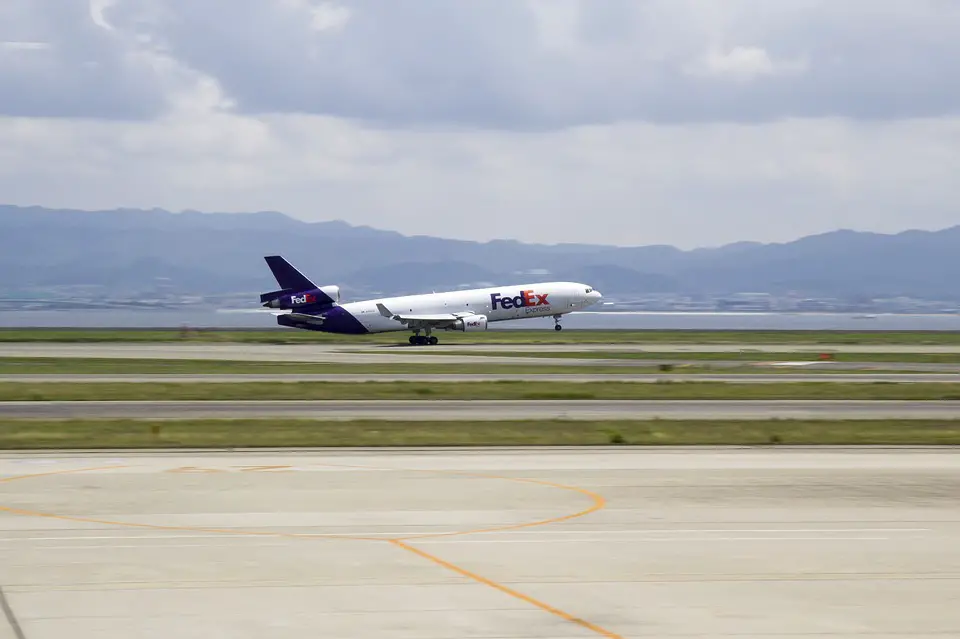 Fedex Plane